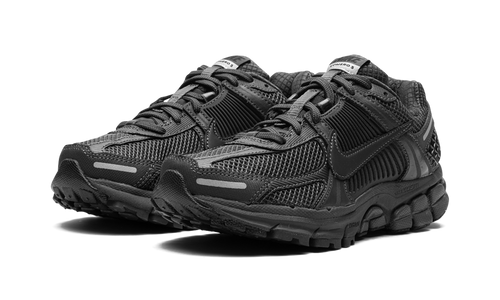 Zoom Vomero 5 WMNS"Triple Black" FQ7079 002