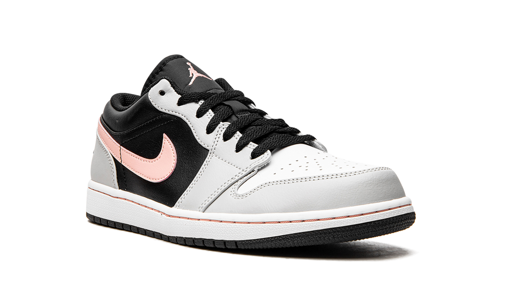 1 Low "Black Grey Coral" 553558 062