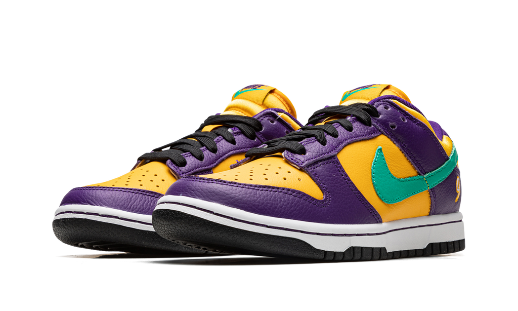 DUNK LOW WMNS"Lisa Leslie" DO9581 500