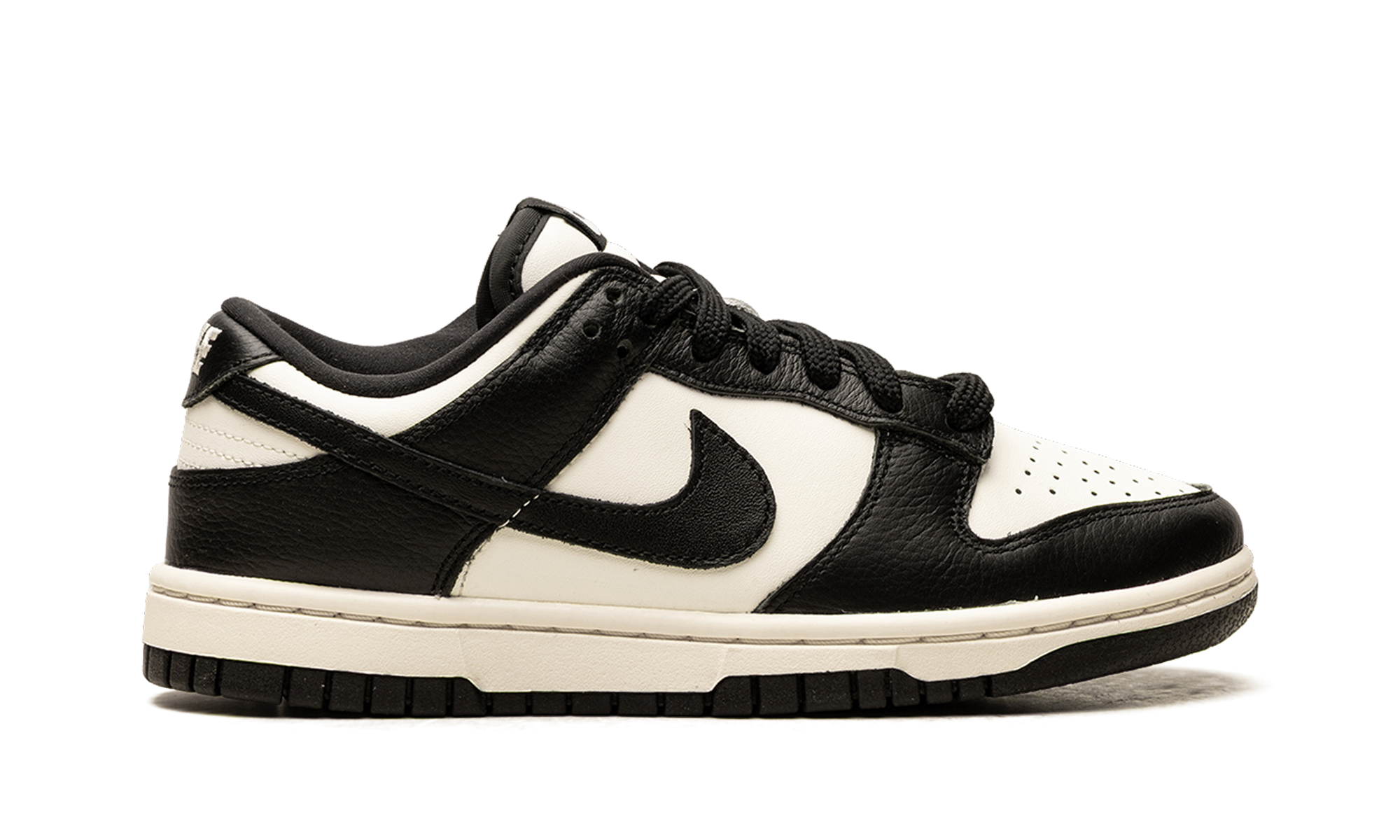 Dunk Low SE WMNS"Cherry Charms - Panda" HQ7487 100