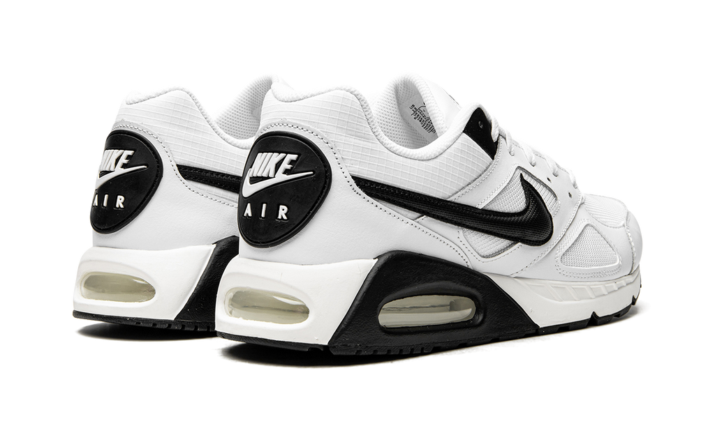 Air Max IVO 580518 106