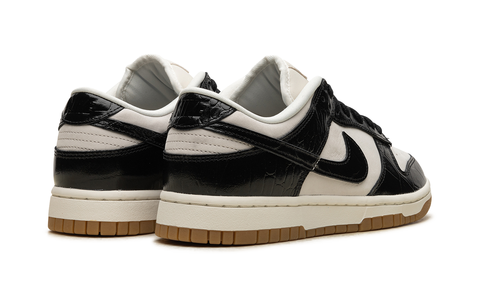 Wmns Dunk Low LX"Black Croc" FJ2260 003