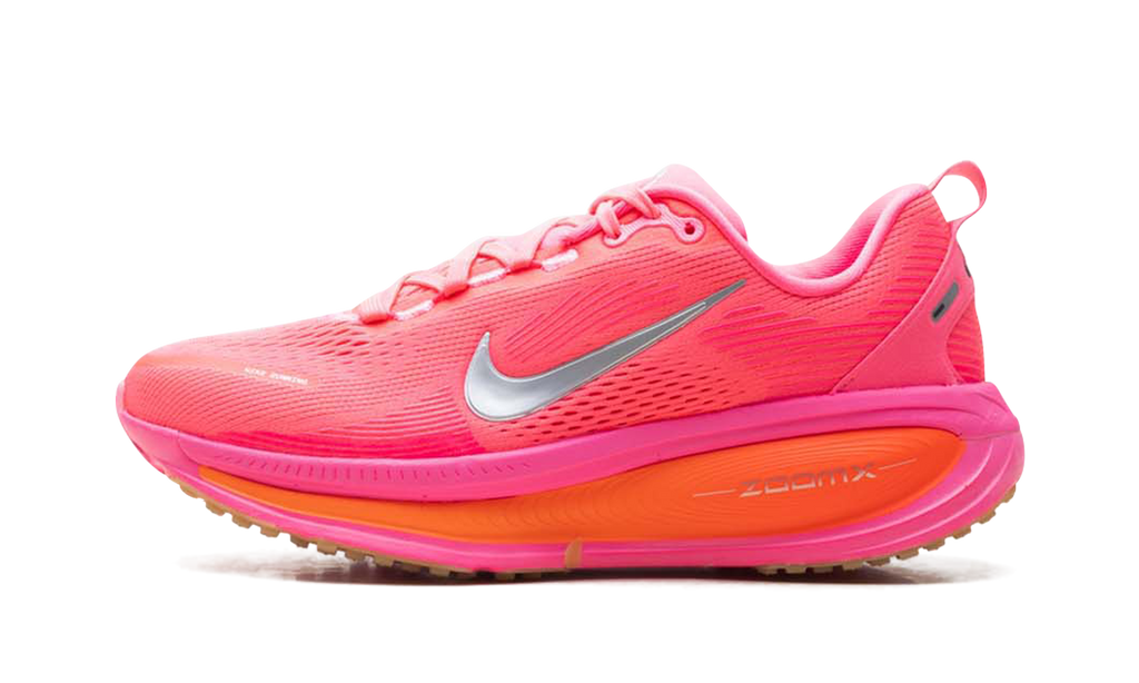 Vomero 18 WMNS"Digital Pink Hyper Orange" HM6804 602