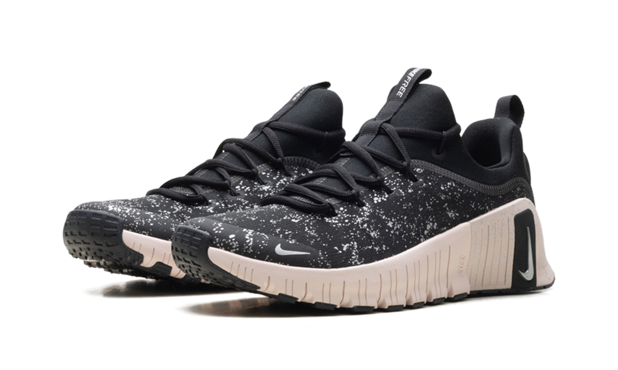 Free Metcon 6 SE WMNS"Black Silt Red" HV2017 001