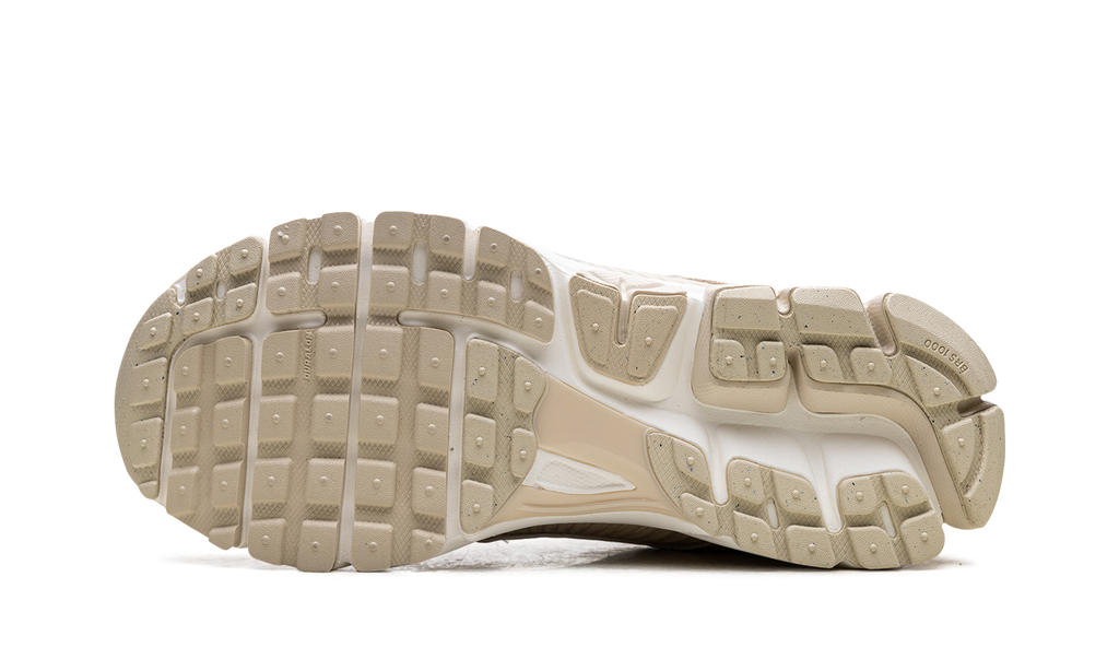 Zoom Vomero 5 WMNS"Beach Light Khaki" HQ0458 200