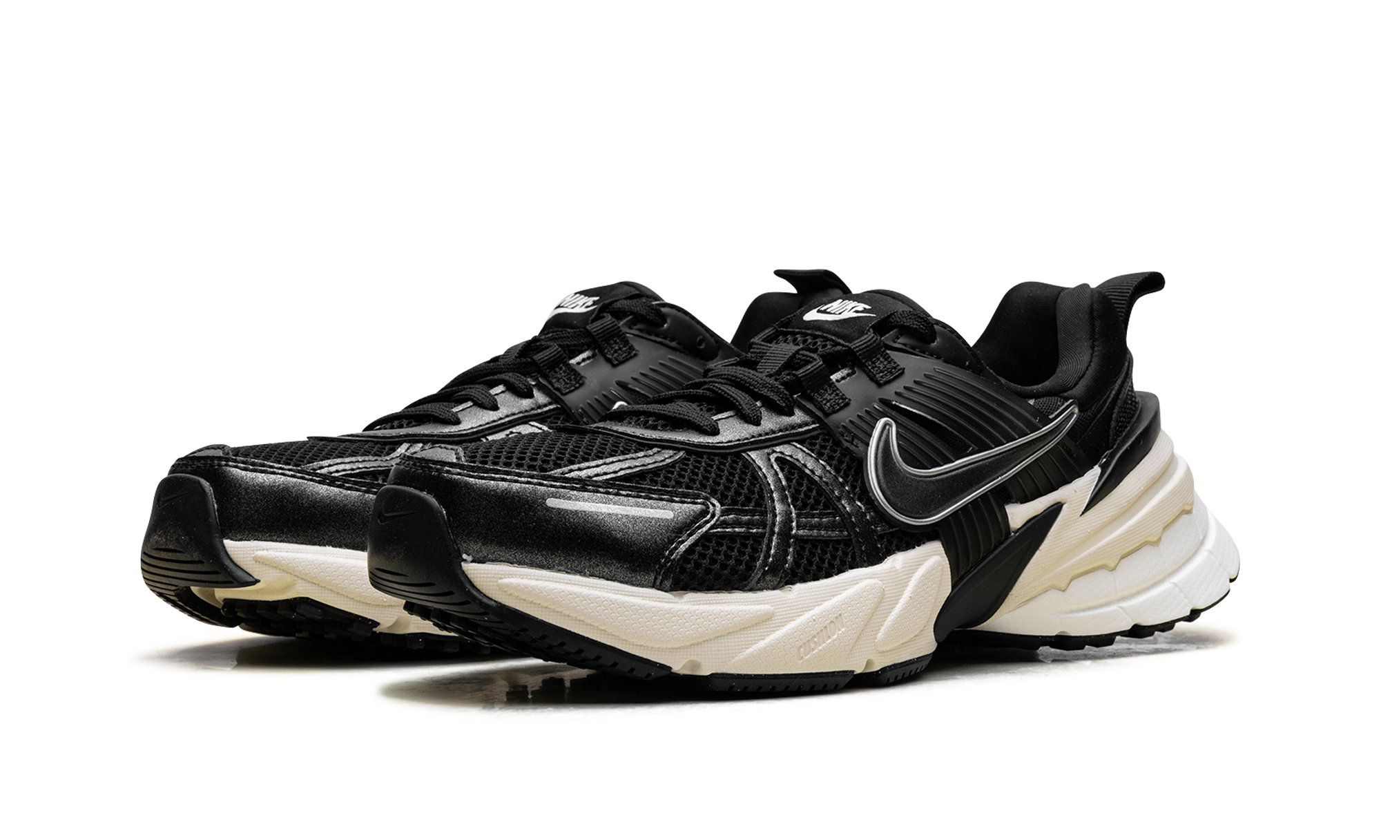 V2K Run WMNS"Black Muslin" FD0736 012