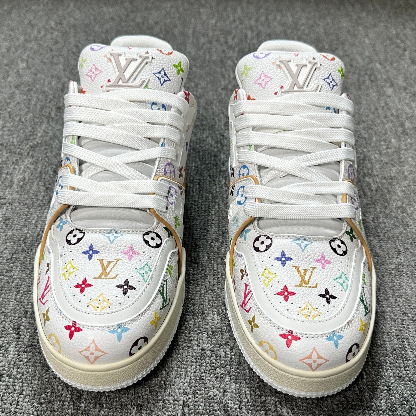 Trainer Takashi Murakami White