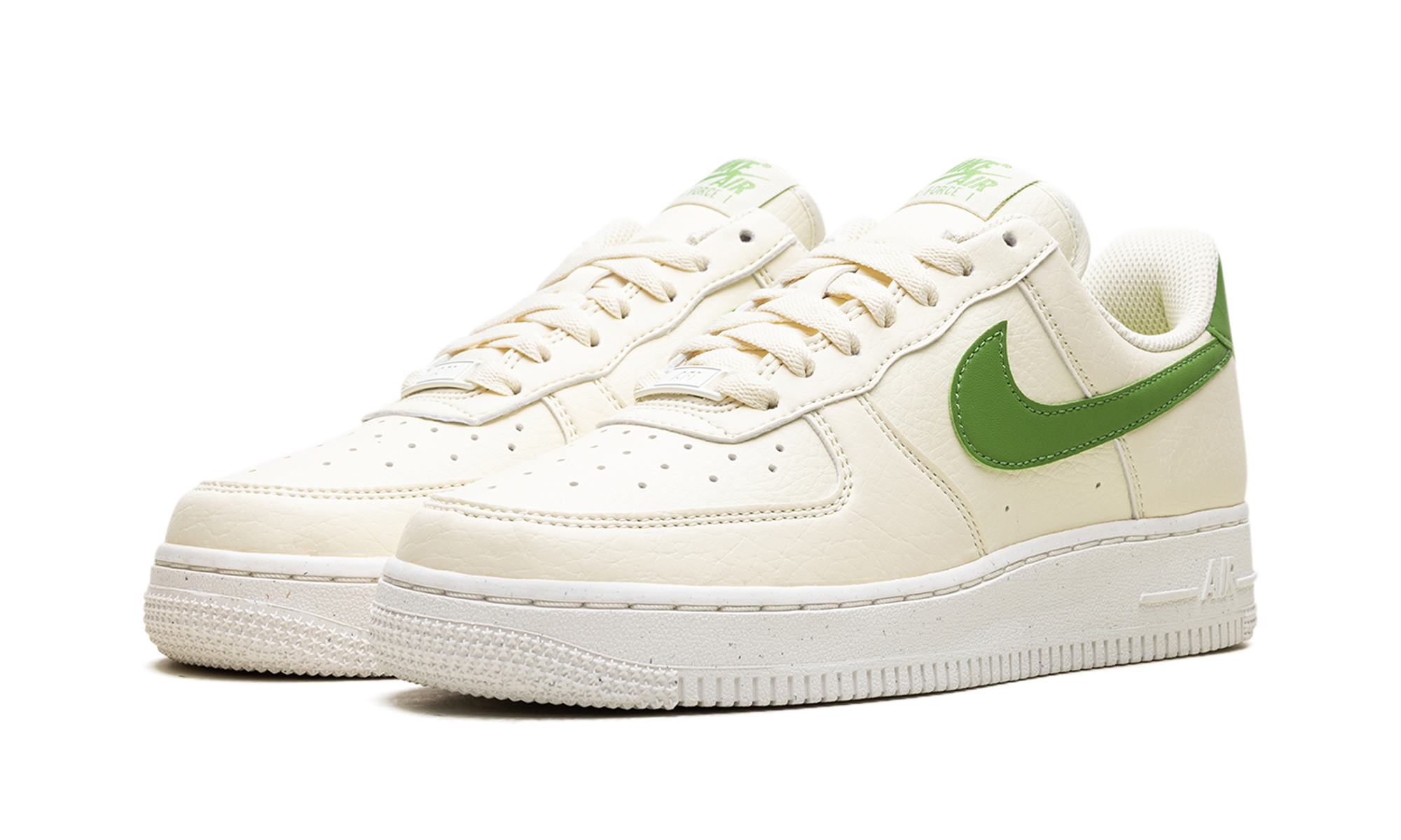 AIR FORCE 1'07 LO WMNS"COCONUT MILK" DV3808 102