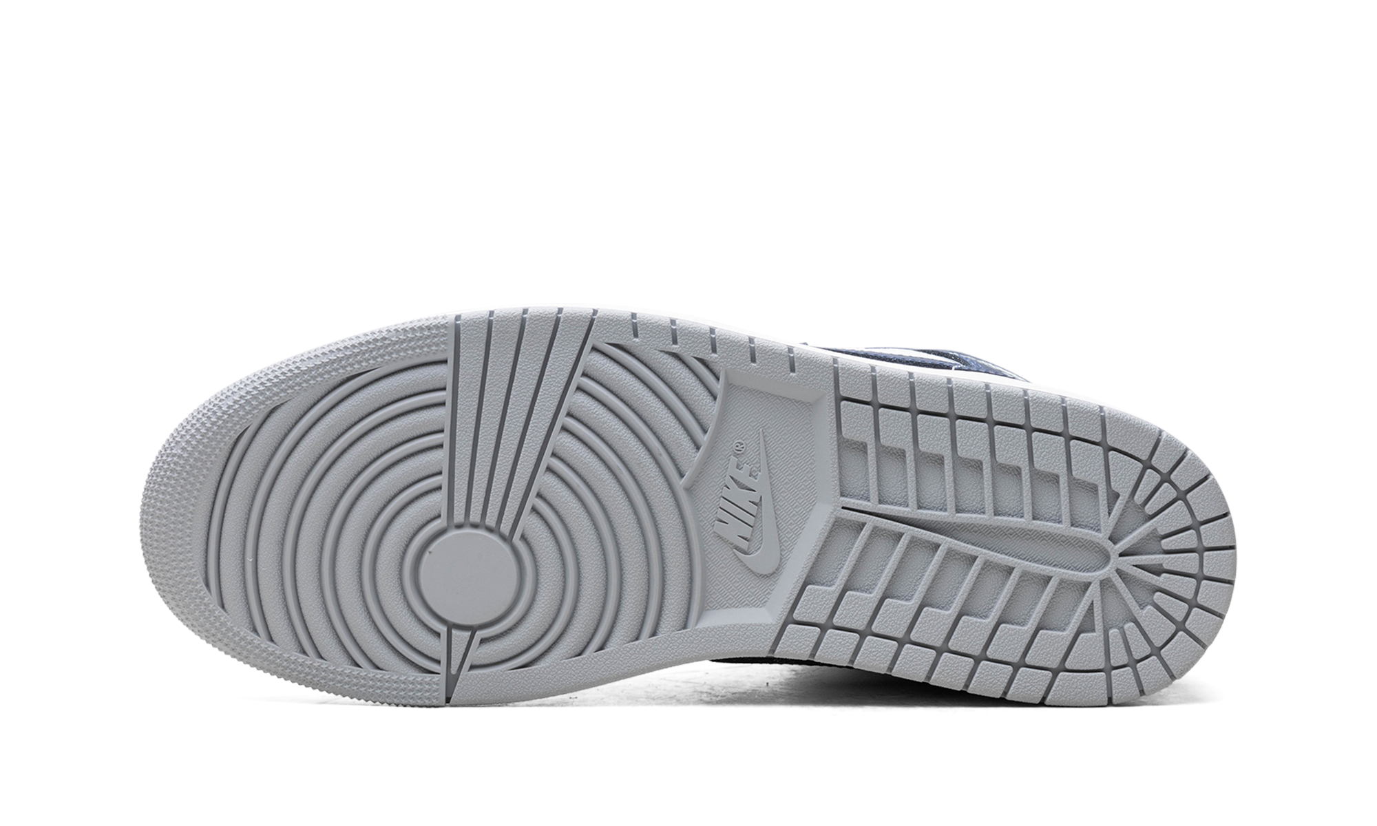 1 Mid "Wolf Grey Midnight Navy" DQ8426 104