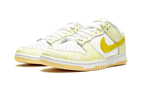 DUNK LOW WMNS"Yellow Strike" DM9467 700