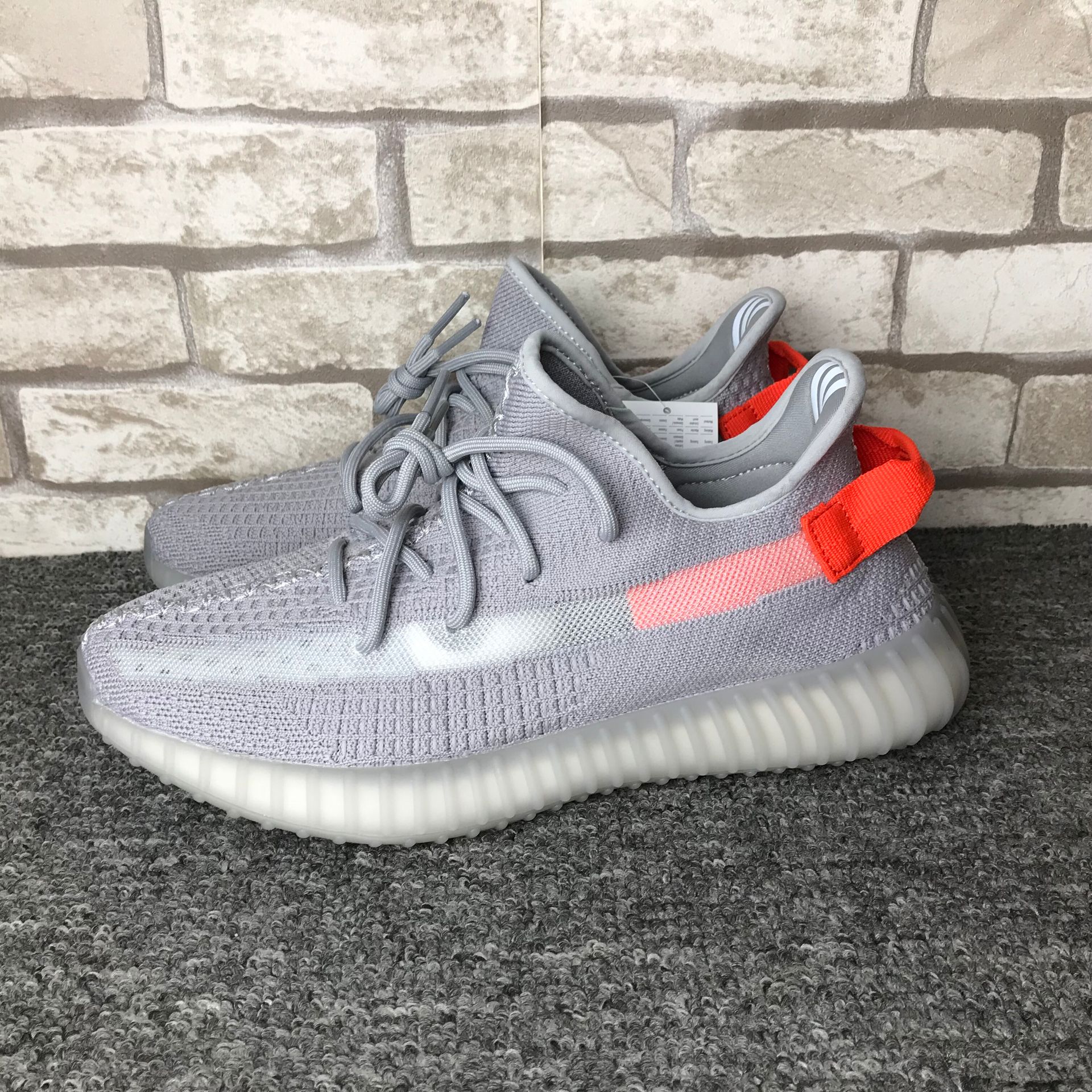 Boost 350 V2 Tail Light