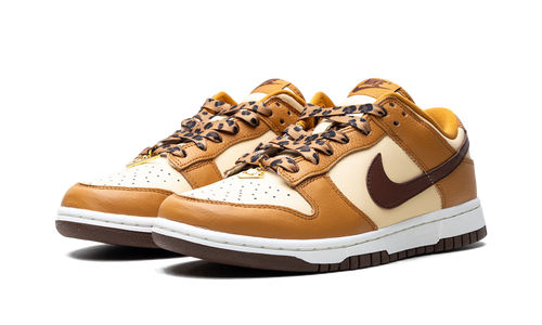 Dunk Low SE WMNS"Cherry Charms - Desert Ochre" HQ7487 700