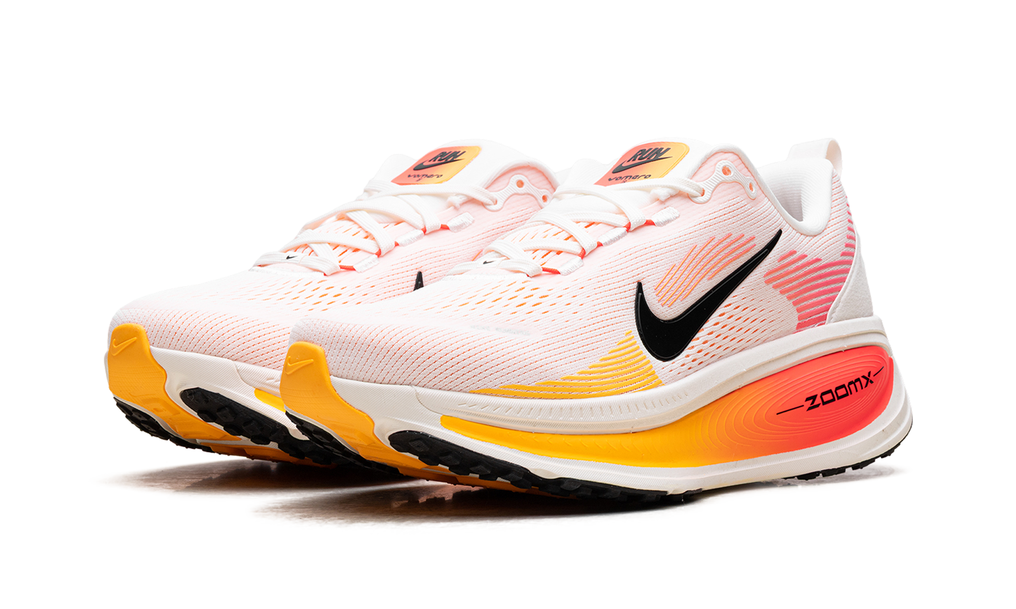 Vomero 18 WMNS"Sail Bright Crimson Laser Orange" HM6804 100
