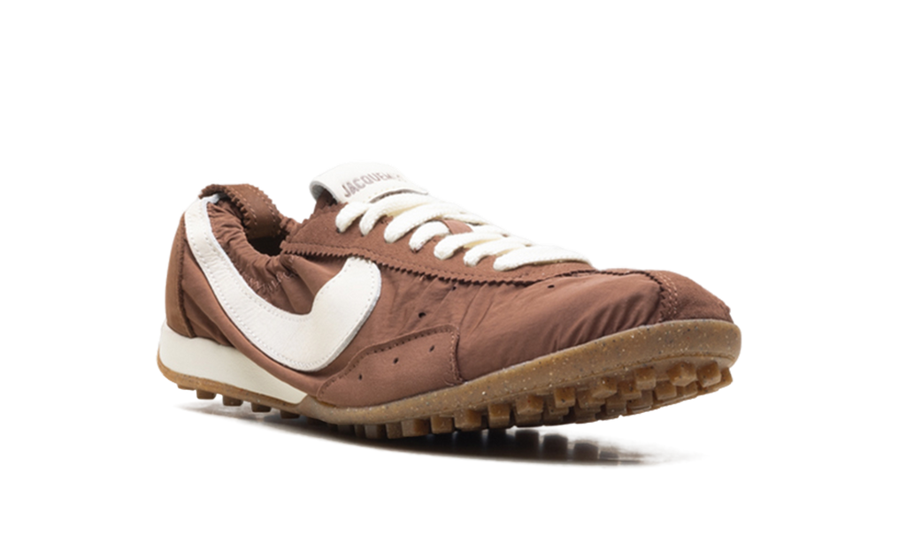 Moon Shoe WMNS"Jacquemus - Fauna Brown" HV8547 200