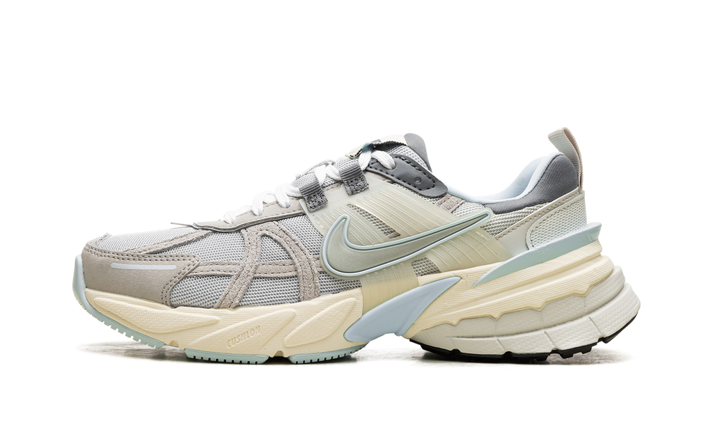 V2K Run WMNS"METALLIC PLATINUM" FZ3596 072