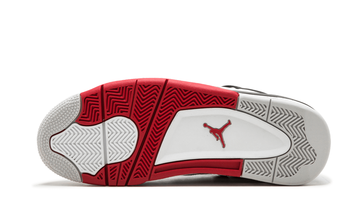 4 Retro "Fire Red"