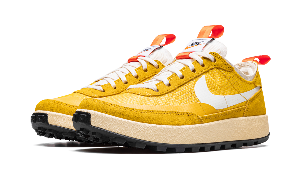 GENERAL PURPOSE SHOE WMNS"Tom Sachs - Dark Sulfur" DA6672 700