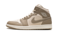 1 Mid "LEGEND LIGHT BROWN" HF4830 203
