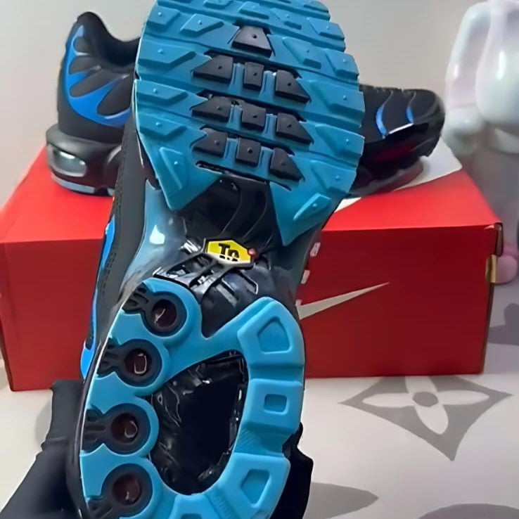 Max Plus "Black/University Blue" sneakers