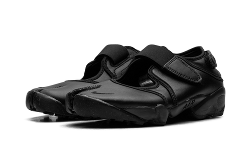 Air Rift Wmns"Triple Black" HM5737 002