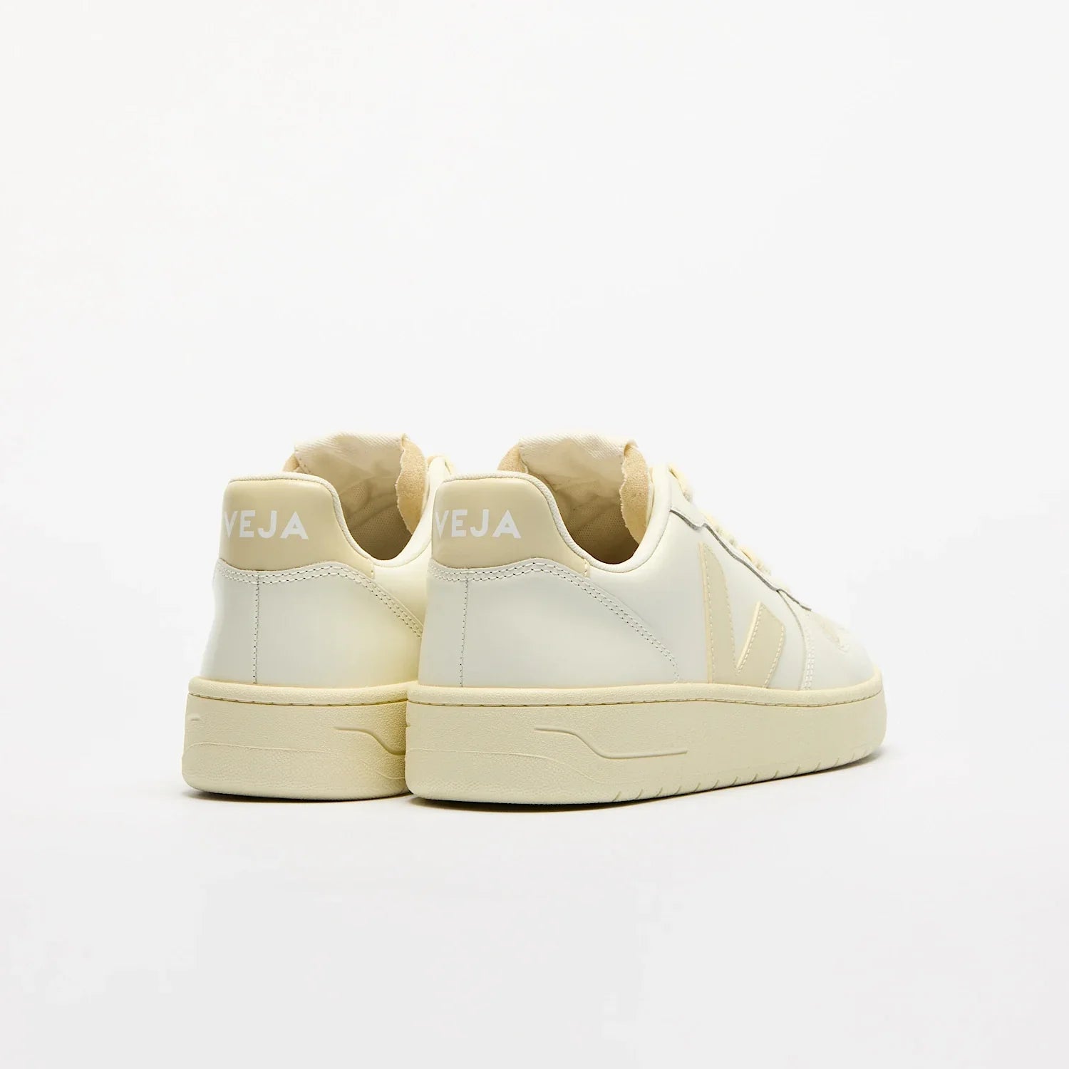 Women's V-10 Leather in Pure Calcaire