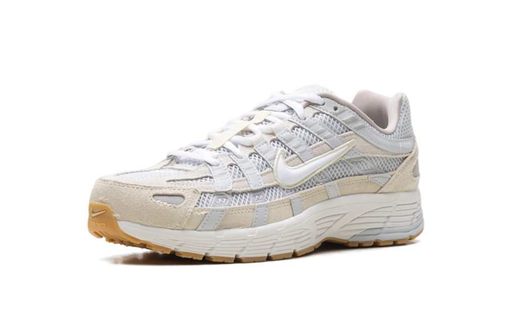 P-6000 WMNS"Photon Dust Light Khaki" HV4312 025