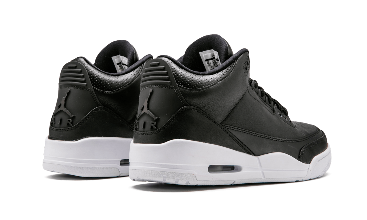 3 Retro "CYBER MONDAY 2016" 136064 020