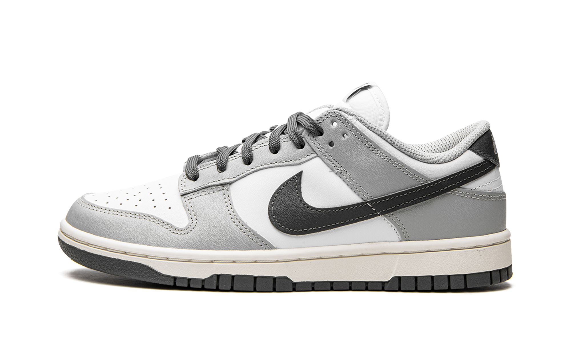 DUNK LO MNS WMNS"Light Smoke Grey" DD1503 117