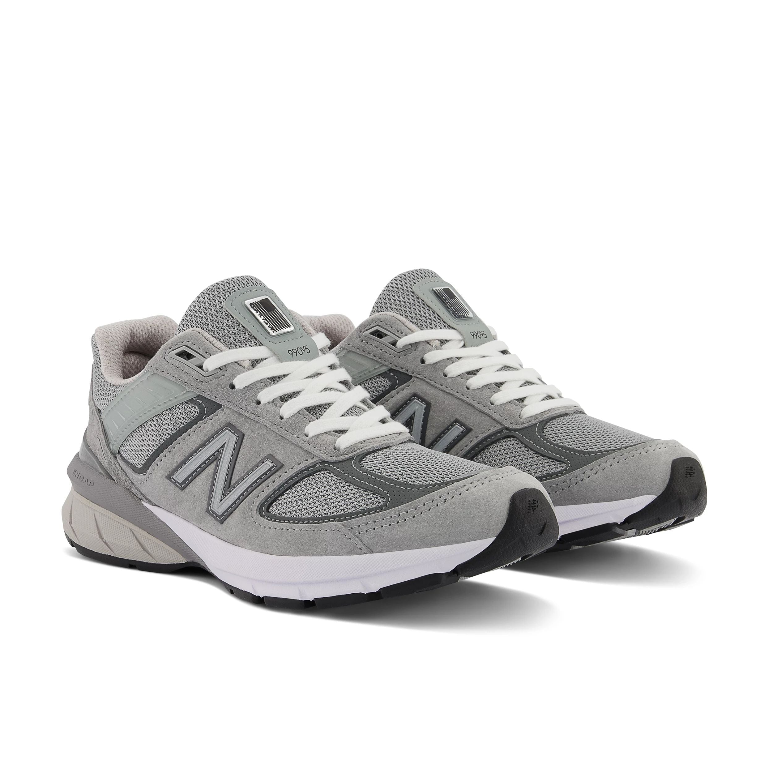 Women's 990v5