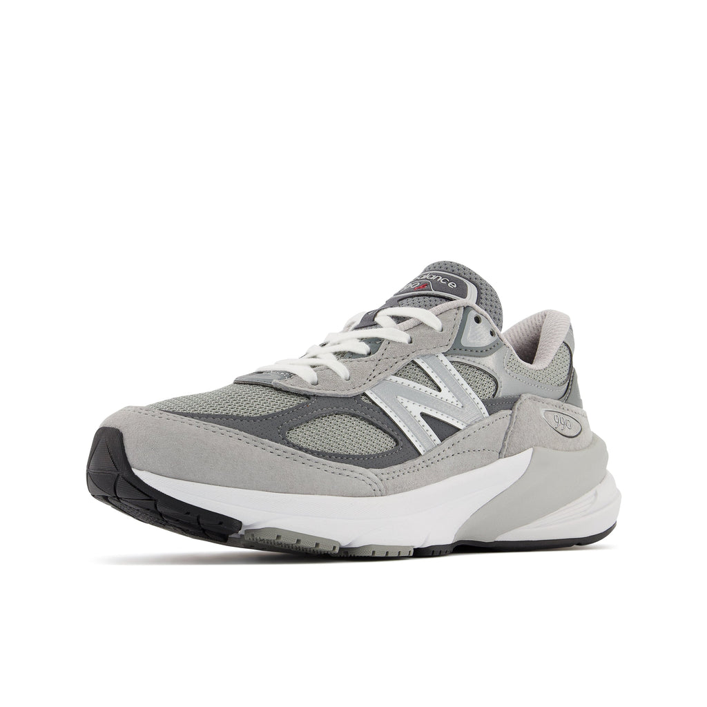 Women's Made in USA 990v6