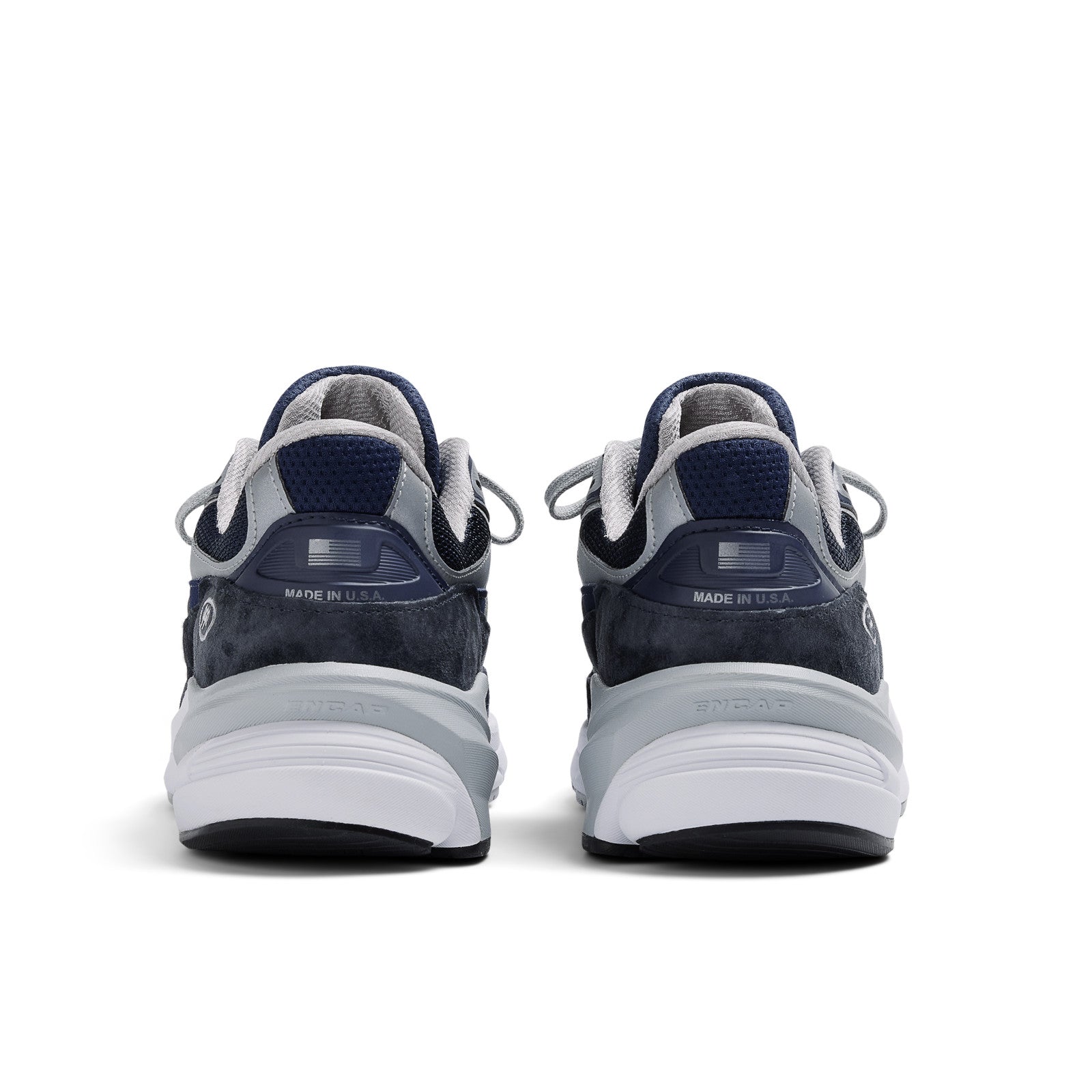 Men's Made in USA 990v6