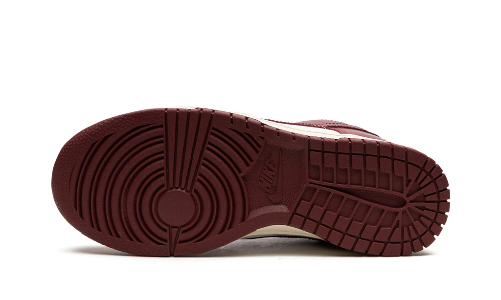 DUNK LOW PRM WMNS"Team Red" FJ4555 100