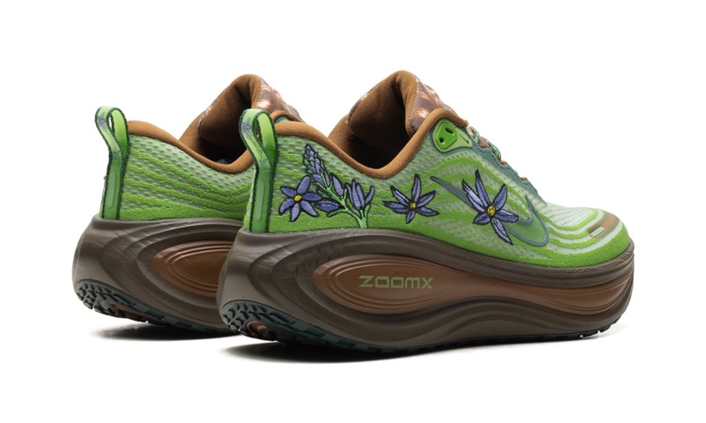 Vomero Plus WMNS"Doernbecher" IO7687 921