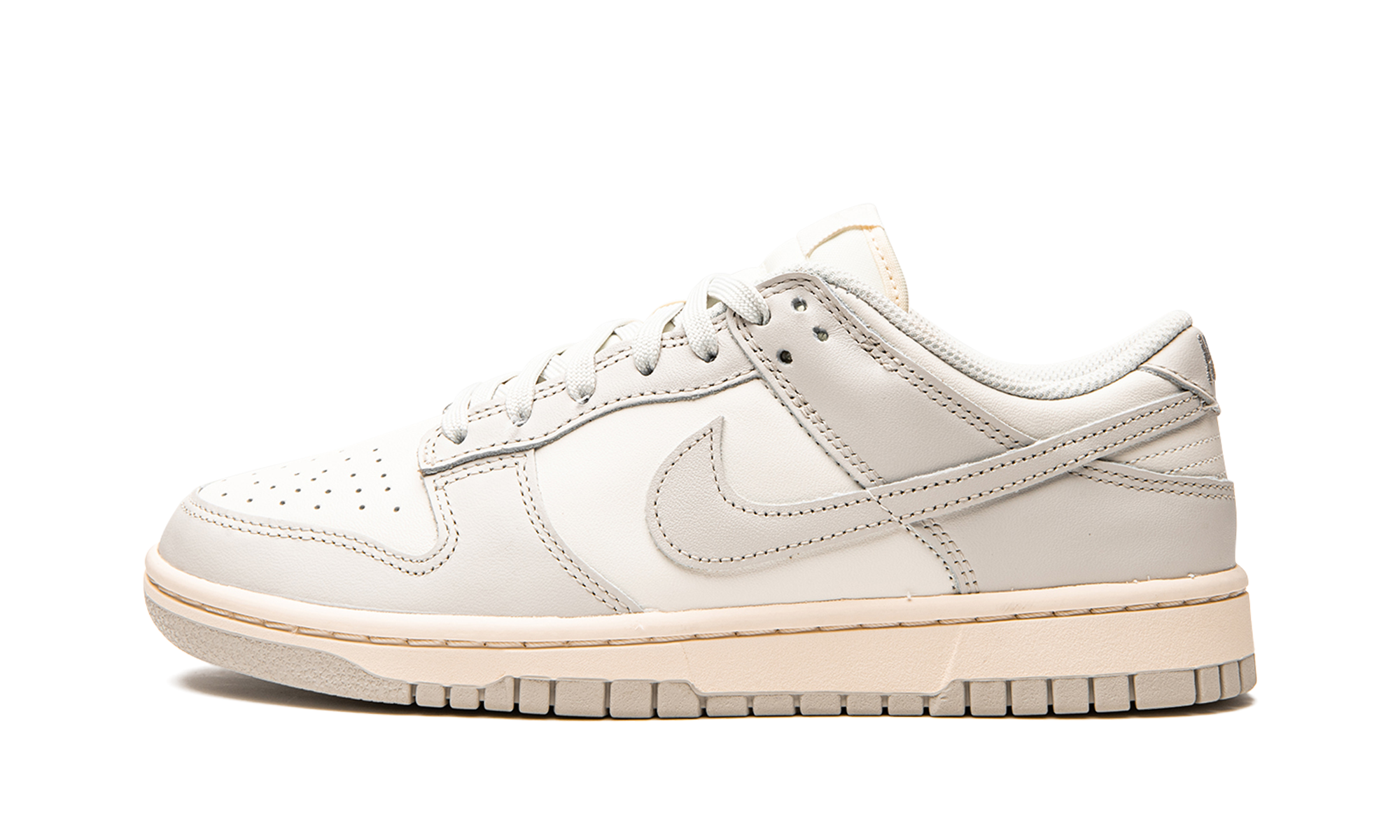 DUNK LO MNS WMNS"Light Bone" DD1503 107