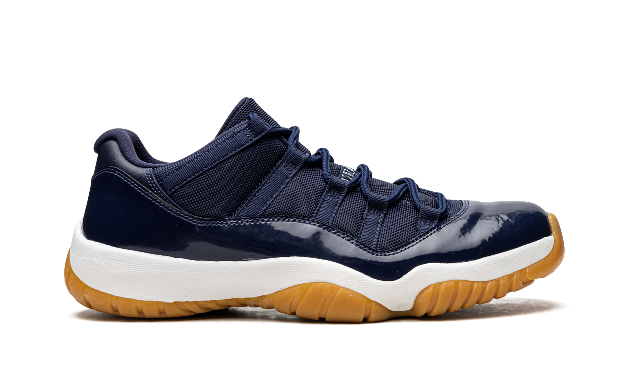 11 Retro Low "Navy/Gum" 528895 405