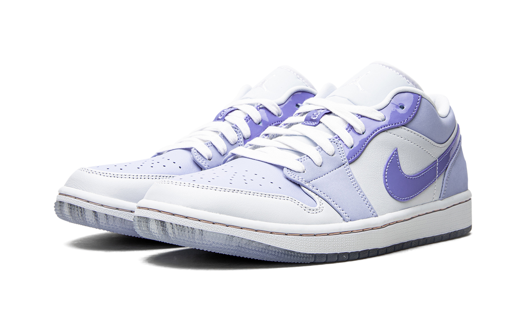 1 Low SE "Mighty Swooshers" DM5442 040