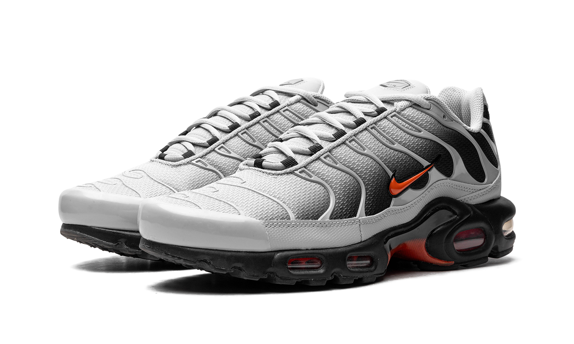 Air Max Plus "Wolf Grey Picante Red" DM0032 011
