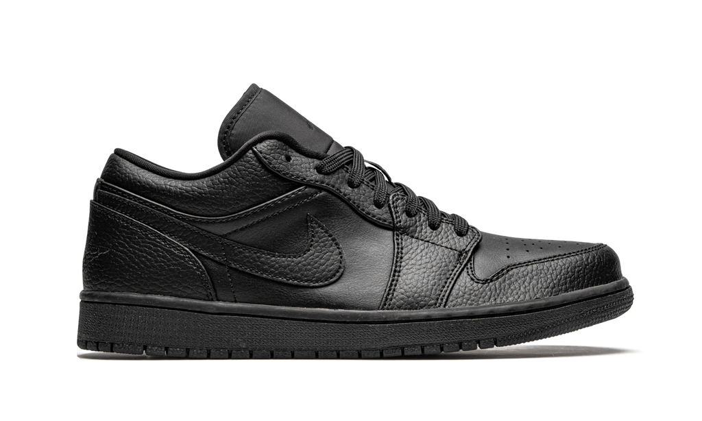 1 Low "Triple Black" 553558 091