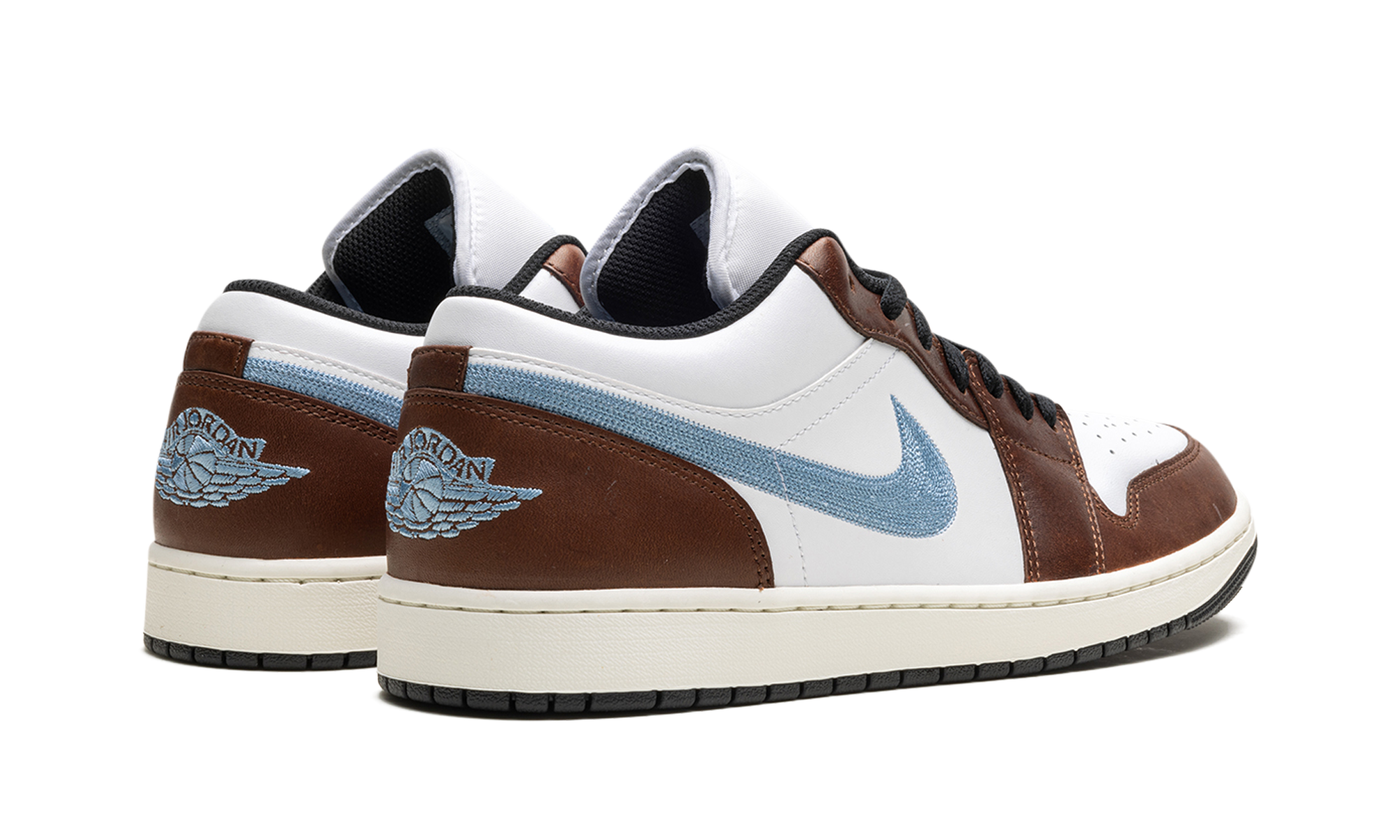 1 Low SE "Embroidered Swoosh - Mocha" FQ7832 142