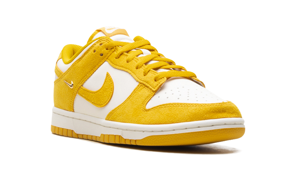 Dunk Low WMNS"Dark Sulfur Gold Mini Swoosh" IB4417 101