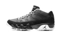 9 "Barons" FN6930 001