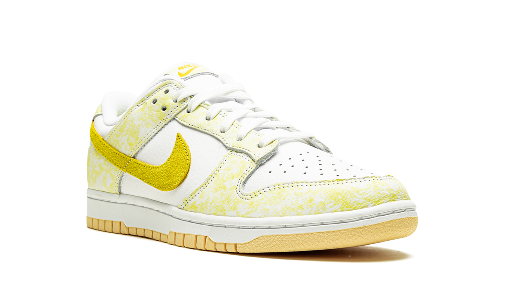 DUNK LOW WMNS"Yellow Strike" DM9467 700